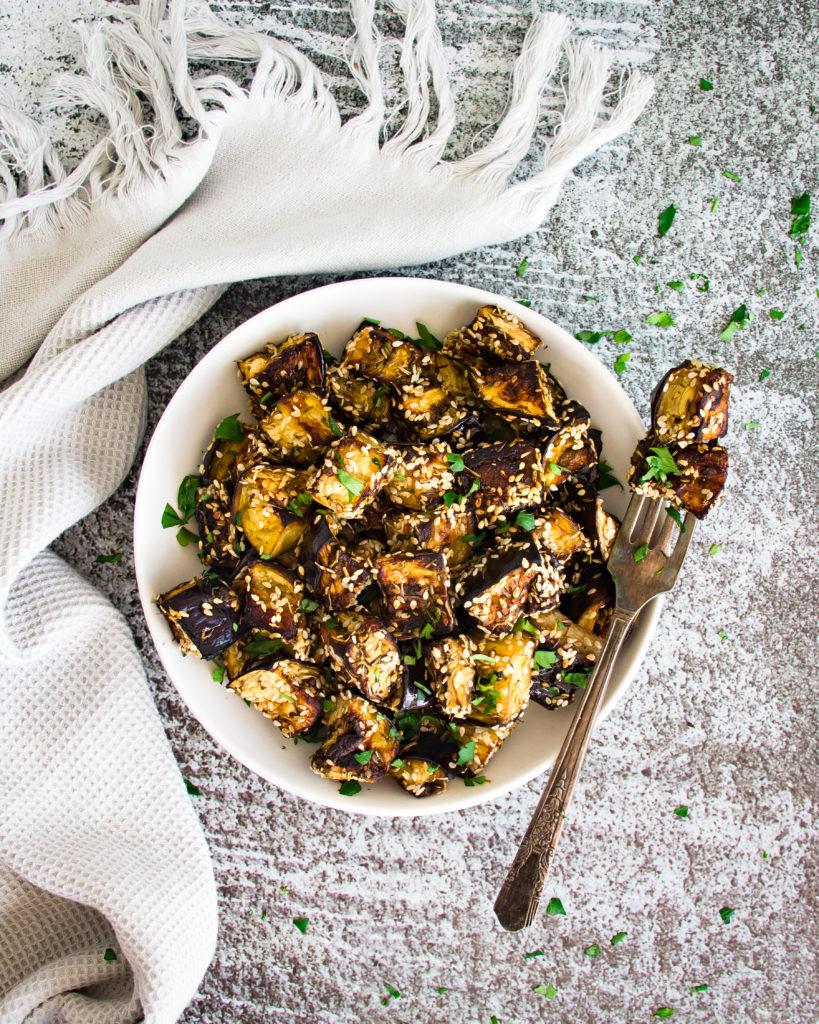 découvrez comment congeler des aubergines en cubes pour préserver leur goût et leurs nutriments. suivez nos conseils pratiques pour une conservation optimale et savourez vos plats préférés tout au long de l'année.